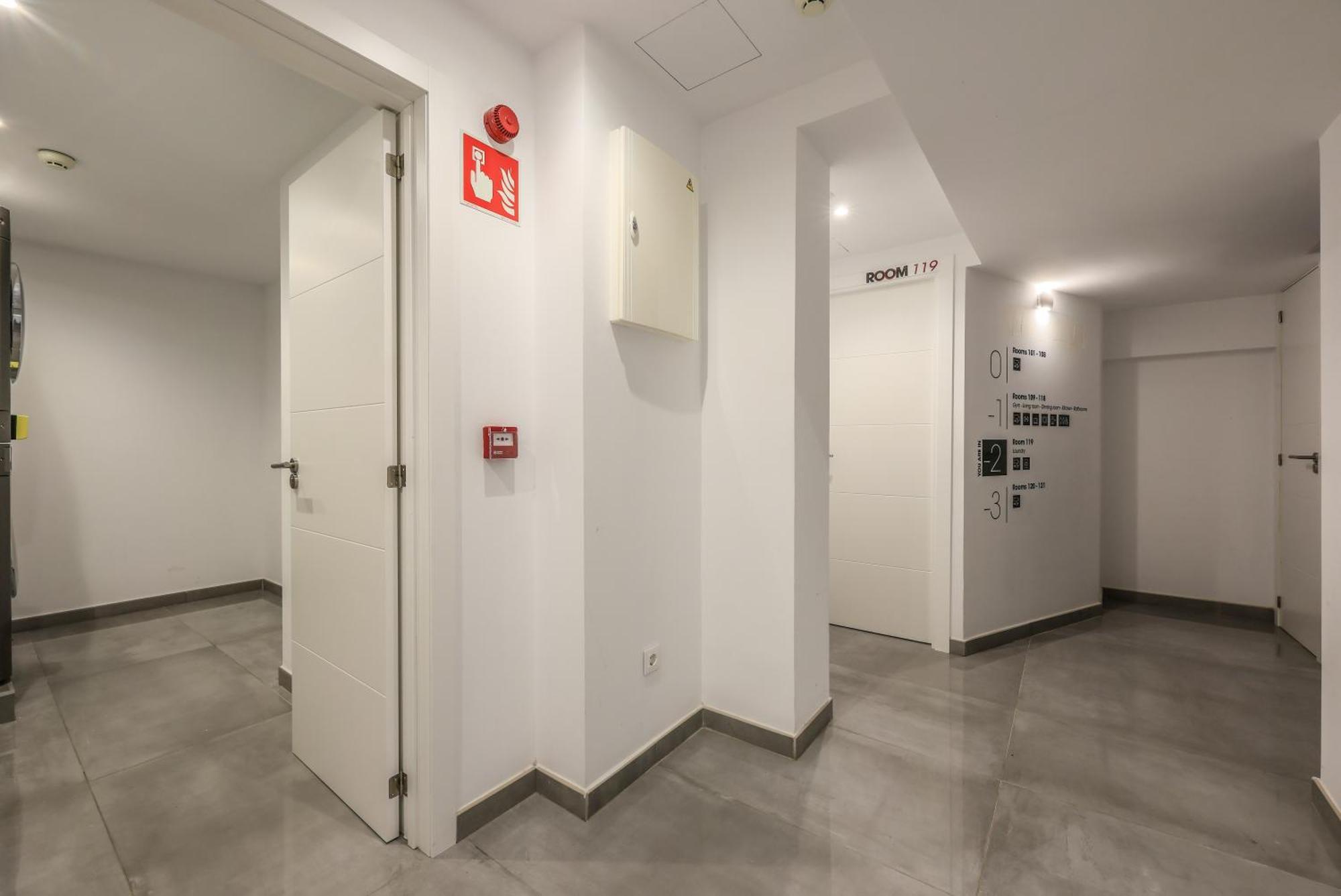 Amazinn Places Blasco De Garay 105 Madri Exterior foto