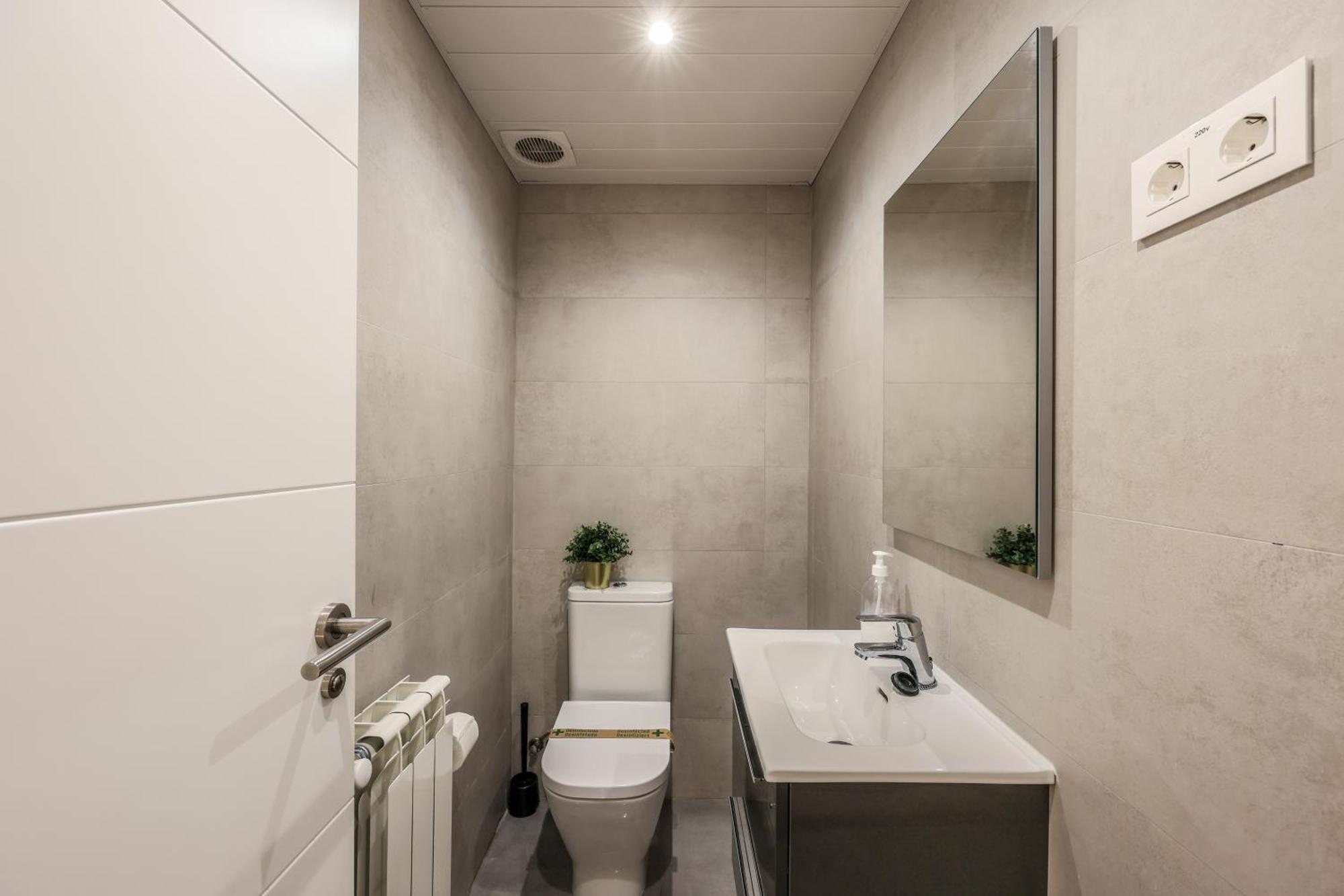 Amazinn Places Blasco De Garay 105 Madri Exterior foto