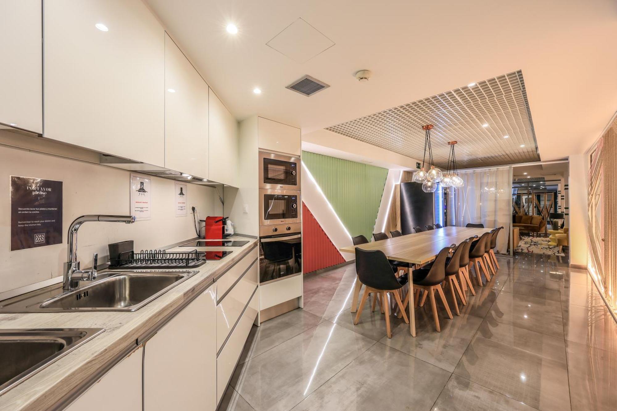 Amazinn Places Blasco De Garay 105 Madri Exterior foto