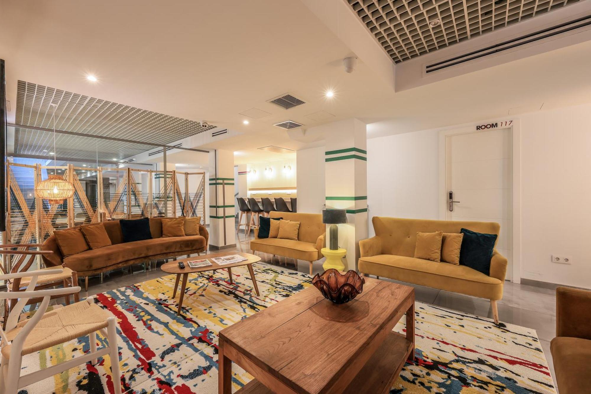 Amazinn Places Blasco De Garay 105 Madri Exterior foto